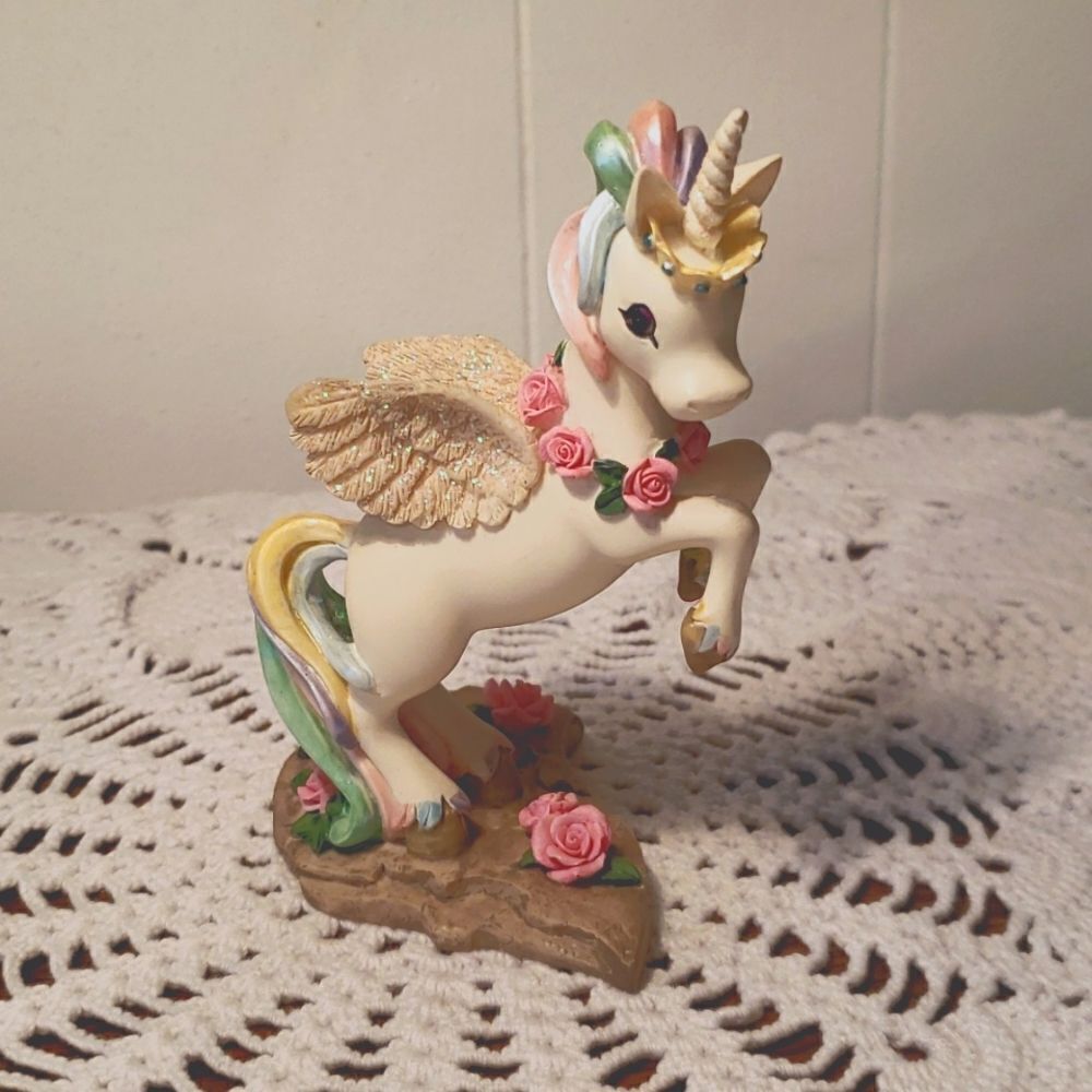 Vtg 1998 Hamilton Collection Rainbow Sweetheart from Rainbow Dreams Collection